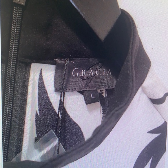 Top - Picture 2 of 4